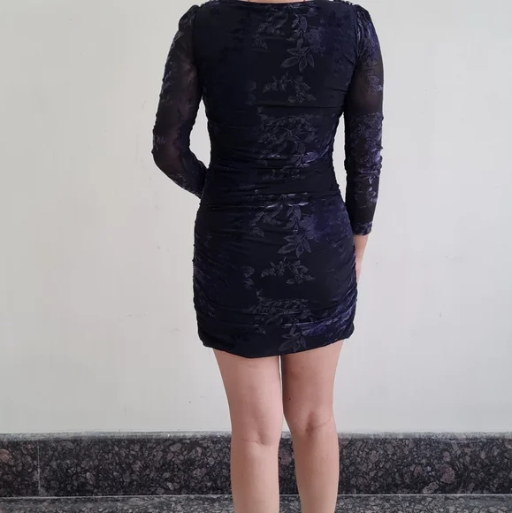 Bodycon Short fitted ruched dress - Picture 2 of 6